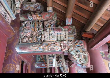 Tempio di Lê Hoàn, nome postumo è Lê Đại Hành in Hoa Lư, antica capitale del Vietnam. Foto Stock