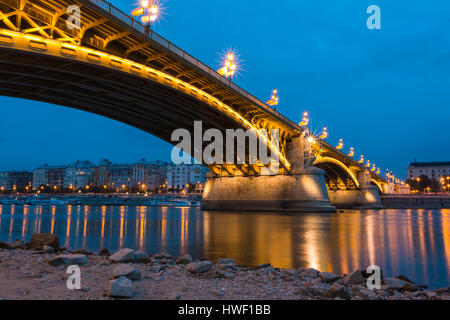 Il Ponte Margherita sul Danubio a Budapest, Ungheria Foto Stock