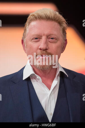 Premere il tasto Conferenza, Dortmund, Marzo 21, 2017 Boris Becker con sua moglie Lilly in occasione di una conferenza stampa Paarduell ARD televisione tedesca in Huerth, Marzo 21, 2017. © Peter Schatz / Alamy Live News Foto Stock