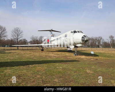 Il russo Tupolev Tu-134 "crosta" a Cracovia Aviation Museum in Polonia Foto Stock