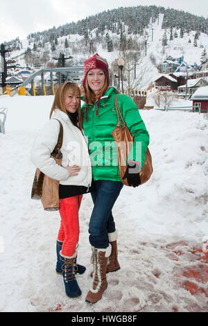 ChanChi e Giulietta Deissroth al Sundance Film Festival di Park City, Utah il 26 gennaio 2010. Foto di Francesco Specker Foto Stock