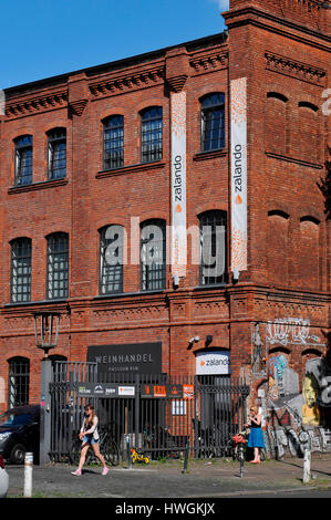 Uscita Zalando, Koepenicker Strasse, Kreuzberg di Berlino, Deutschland Foto Stock