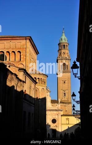 L'Italia, Emilia Romagna, Parma, Cattedrale (Duomo) e San Giovanni Evangelista chiesa Foto Stock