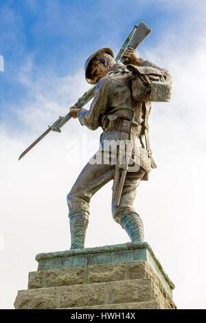 Canada, Québec provincia, regione Mauricie, Trois Rivieres, Place Pierre Boucher, Braves monumento dedicato ai soldati canadesi che morì nel campo durante le due guerre mondiali e la guerra di Corea Foto Stock