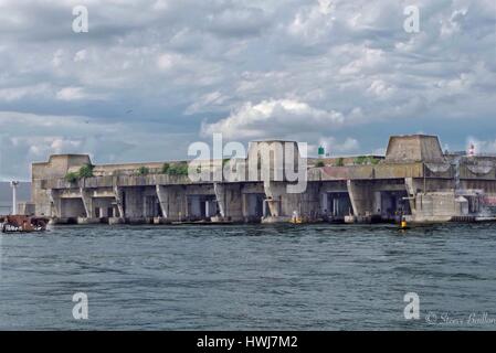 Vista della U-boat tedesca base sottomarina di Keroman durante la II guerra mondiale, Lorient, Bretagna Francia. Foto Stock