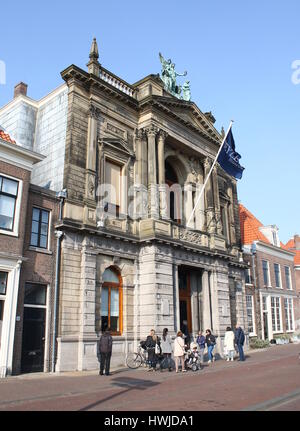 Xviii secolo Teyler al museo di arte e storia naturale e il museo della scienza di Haarlem, Paesi Bassi al fiume Spaarne Foto Stock