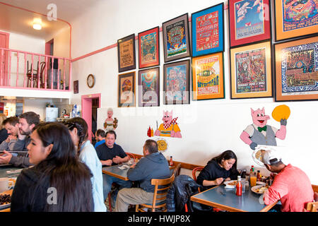 Cafe in Haight Ashbury district Foto Stock