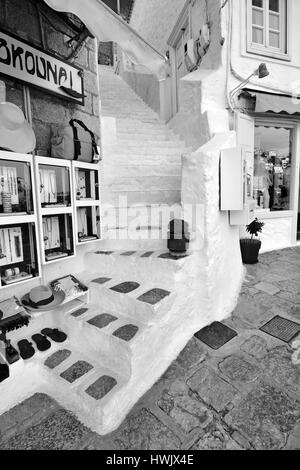 La fotografia in bianco e nero di negozi a Hydra Island Grecia Foto Stock