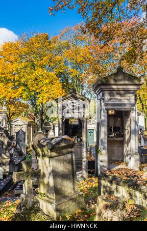 Francia, Parigi, cimitero Pere Lachaise, il più grande cimitero della città di Parigi e uno dei più famosi in tutto il mondo Foto Stock