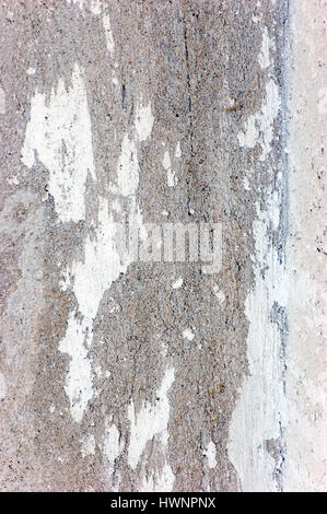 Grigio bianco parete Grunge Texture in stucco, sfondo verticale Closeup Foto Stock