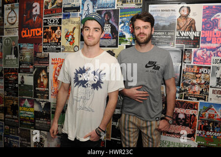 Fort Lauderdale, Florida, Stati Uniti d'America. 03 apr, 2017. La visita Chainsmokers 97,3 Hits sessioni alla rivoluzione su Aprile 3, 2017 a Fort Lauderdale, Florida. Credito: Mpi04/media/punzone Alamy Live News Foto Stock