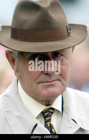 DAVID ELSWORTH corsa di cavalli TRAINER Doncaster Racecourse DONCASTER 11 Settembre 2003 Foto Stock