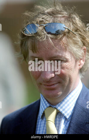 JAMES COSGROVE corsa di cavalli TRAINER NEWMARKET Inghilterra 17 aprile 2003 Foto Stock