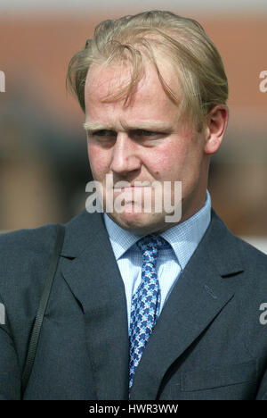 ED DUNLOP corsa di cavalli TRAINER NEWMARKET Inghilterra 15 aprile 2003 Foto Stock