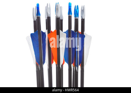 Frecce con fletching e nocks isolato Foto Stock