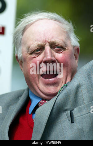 MICK EASTERBY GARA allenatore di cavalli IPPODROMO DI YORK YORK INGHILTERRA 15 Maggio 2005 Foto Stock