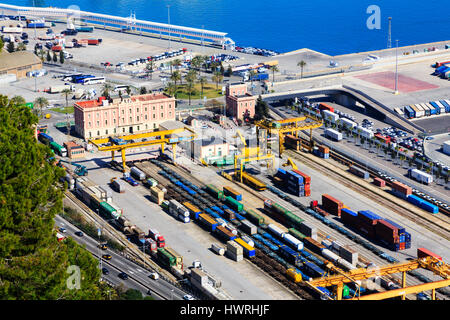 Fungo al Porto di Barcellona, Catalunya, Spagna Foto Stock