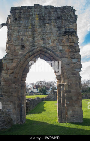 Abbazia di Basingwerk storiche rovine a Greenfield, vicino Holywell Galles del Nord. Foto Stock