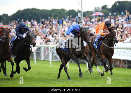 PLEASCASH cavalcato da KEVIN MANN DARLEY YORKSHIRE OAKS YORK RACECOURSE YORK INGHILTERRA 20 Agosto 2015 Foto Stock