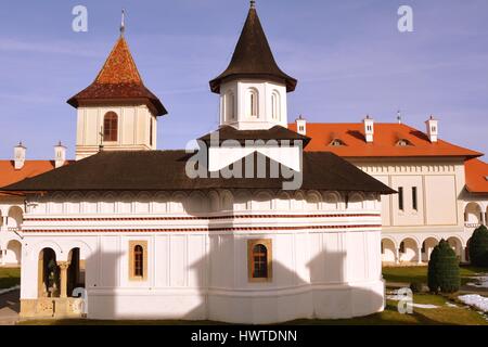 Monastero Sambata è un rumeno monastero ortodosso in Sâmbăta de sus, Brașov County, nella regione della Transilvania di Romania Foto Stock