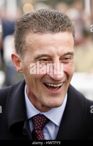 KEVIN RYAN GARA allenatore di cavalli IPPODROMO DI YORK YORK INGHILTERRA 16 Maggio 2007 Foto Stock