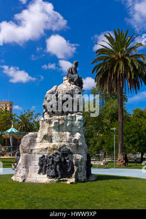 Statua in Jardines de Pereda a Santander Cantabria Spagna settentrionale Foto Stock