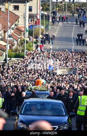 Derry, Irlanda del Nord. 23 marzo, 2017. Il Funerale di Sinn Féins Martin McGuinness in Derry: Mark inverno/Alamy Live News Foto Stock