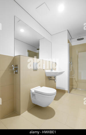 Bagno moderno - immobiliare interno Foto Stock