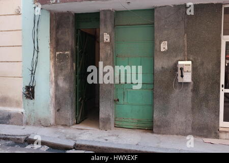 Porta a Penthouse a 90 Cuba, La Habana 2017 Foto Stock