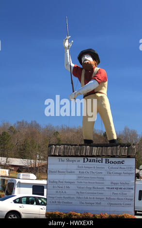Daniel Boone statua Hillsborough North Carolina Foto Stock