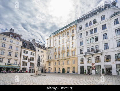 Austria, Vienna Innere Stadt, Judenplatz (Piazza ebraica), una cittadina storica piazza era il centro della viennese di comunità ebraica Foto Stock