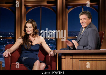 L'attrice BROOKE SHIELDS, sinistra, chat con host Craig Ferguson durante un segmento di "Late Late Show con Craig Ferguson' alla televisione CBS nella città di Los Angeles il Giovedi, Dicembre 11, 2008. Foto di Francesco Specker Foto Stock