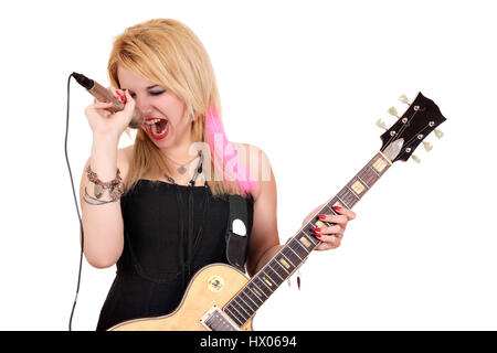 Ragazza rock and roll singer su bianco Foto Stock