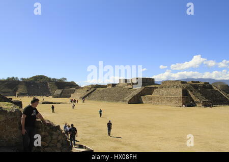 Monte Alban, Pre-Colombian sito archeologico, Oaxaca, Messico Foto Stock