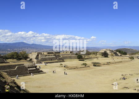 Monte Alban, Pre-Colombian sito archeologico, Oaxaca, Messico Foto Stock