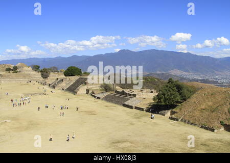 Monte Alban, Pre-Colombian sito archeologico, Oaxaca, Messico Foto Stock