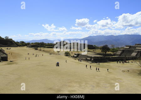 Monte Alban, Pre-Colombian sito archeologico, Oaxaca, Messico Foto Stock