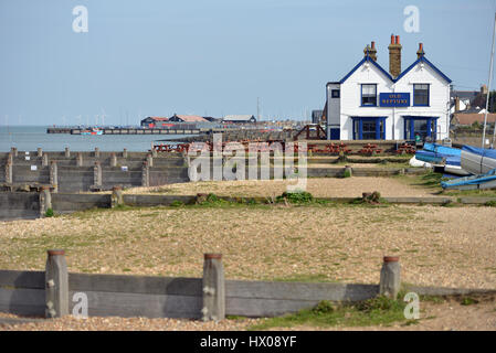 Il vecchio Nettuno, pub, Whitstable Bay, Kent, Regno Unito Foto Stock