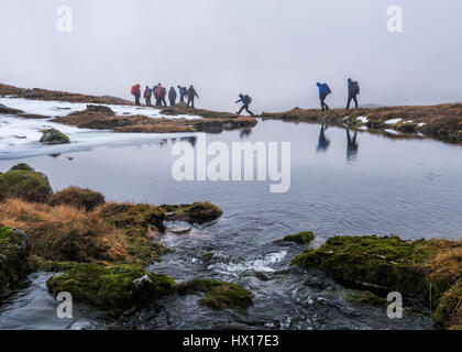 Regno Unito, Scozia, Glencoe, trekking a Stob Coire Nan Lochan Foto Stock