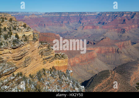 Da affluenza nei pressi di Rocca d'anatra, South Rim, il Parco Nazionale del Grand Canyon, Sito Patrimonio Mondiale dell'UNESCO, Arizona, Stati Uniti d'America Foto Stock