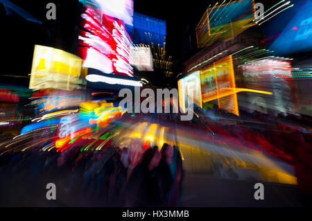 Time Square in defocalizzata tramite la tecnica di lente Foto Stock