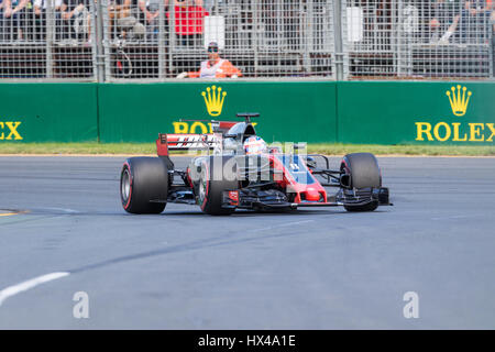 Melbourne, Australia. 25 marzo, 2017. MELBOURNE, Australia - Marzo 25:Romain Grosjean FRA 8 guida per HAAS F1 Team nella terza sessione di prove libere durante il 2017 Formula 1 Rolex Australian Grand Prix, Australia il 25 marzo 2017. Credito: Dave Hewison sport/Alamy Live News Foto Stock