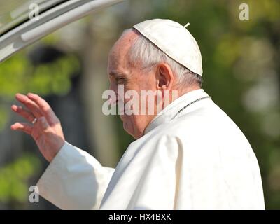 Papa Fancesco Bergoglio in Italia, a Milano, il 25 marzo 2017 Foto Stock