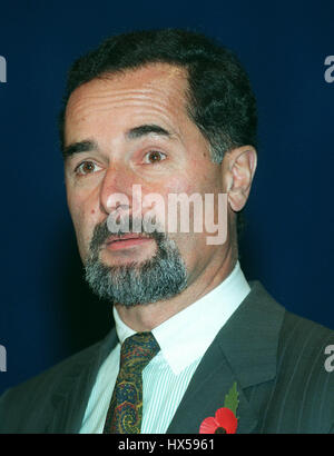 BERND PISCHETSRIEDER PRESIDENTE BMW AG 25 Novembre 1997 Foto Stock