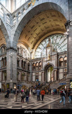 La stazione centrale di Anversa, Belgio Foto Stock