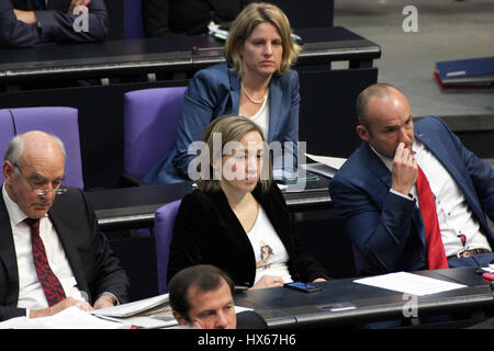 Berlino, Germania, Settembre 25th, 2014: Ministro dell Economia Siegmar Gabriel detiene il discorso nel Bundestag. Foto Stock