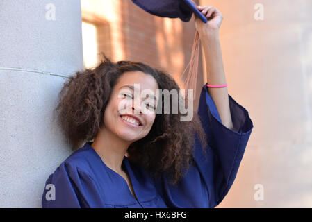 College graduate, Laurea in Economia, Università di Arizona, Tucson, Arizona, Stati Uniti. Foto Stock