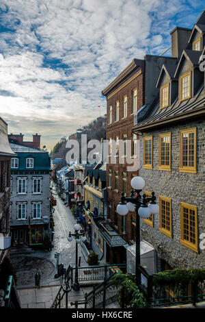 Rue du Petit-Champlain in basso a Città Vecchia (Basse-Ville) - Quebec City, Quebec, Canada Foto Stock