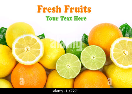 Scatto dall'alto di diversi frutti tropicali raccolta con spazio per il testo pubblicitario. Foto Stock
