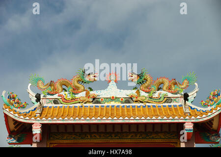 Scena di un tempio cinese con totem Foto Stock